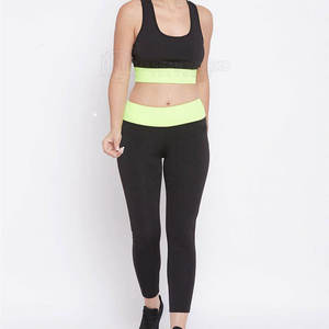 Ensemble de yoga deux pièces pour femme, respirant, très élastique, sans couture, pour le fitness, avec legging ajusté, service OEM - Product Image 1