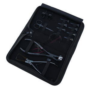 Kit de herramientas para extensiones de cabello con pinzas para aplicar extensiones tipo tape-in, removedor de microperlas, agujas curvas para coser extensiones y clips de seccionamiento para salón. - Product Image 1