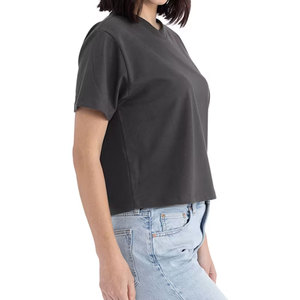 T-shirt court personnalisé à imprimé numérique pour femme, style streetwear estival, col rond, manches courtes, en coton, vente en gros usine - Product Image 3
