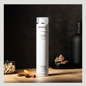 Champú para la caída del cabello coreano MEDAVITA Revital Homme 10 para hombres, cuidado del cuero cabelludo, fortalecimiento del cuero cabelludo, 250 ml - Product Image 1
