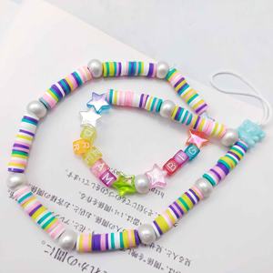 Bracelet en plastique de perles de coeur colorées 28cm pour téléphone portable Design de mode fantaisie ours mignon étui de téléphone portable accessoire FIMO - Product Image 4