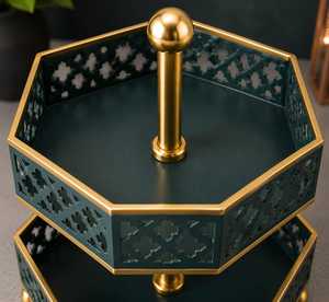 Support à gâteau rond à deux niveaux en acier inoxydable écologique, vert et or, présentoir de luxe pour desserts, comptoir de cuisine - Product Image 1