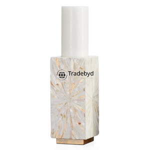 Porte-bougie en MOP de qualité supérieure fait à la main, décoration élégante pour la maison, accent de table par Tradebyd - Product Image 1