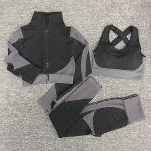 Ropa Deportiva Personalizada para Gimnasio, Conjunto de Yoga sin Costuras que Realza la Figura, con Etiqueta Privada - Product Image 4