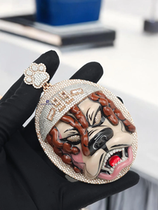 Collier de déclaration Hip Hop de luxe plaqué or rose et argent, avec pendentif visage de Jésus entièrement serti de moissanite - Product Image 6