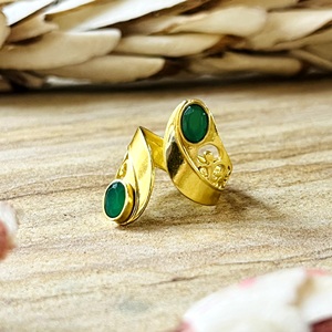Market Favorite Boho Green Onyx Ring Tribal Brass Band Women 18k Gold Plated Vintage Filigree Bypass <b>Wrap</b> Ring Wholesale/OEM/ODM - Product Image 4