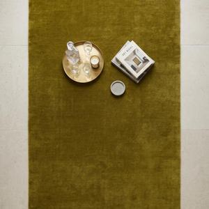 Alfombra de Lana de Lujo, Color Mostaza Dorado, Anudada a Mano, con Patrón Floral Clásico, para Sala de Estar o Dormitorio - Product Image 3