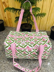 Grand sac de voyage matelassé en coton, durable, léger et écologique, avec doublure en polyester, fermeture éclair, personnalisable, pour la nuit - Product Image 5
