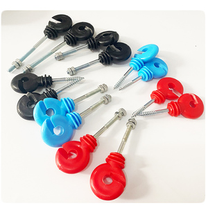 ฉนวนกันไฟฟ้าสำหรับรั้วฟาร์มแบบเกลียวพร้อมห่วงจับประตู สีดำ - Product Image 3