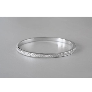 Brazaletes de Moissanita con Corte Brillante de Calidad de Exportación, Brazalete Brillante Chapado en Oro Blanco de Lujo para Mujer, Joyería para Fiestas en Venta - Product Image 1