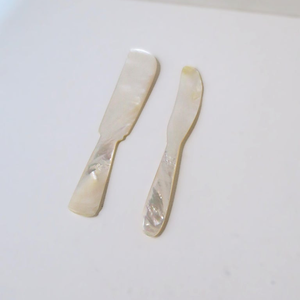 Ensemble de Spatules à Caviar en Nacre au Meilleur Prix de Gros pour Dîners et Occasions Spéciales, Origine Vietnam - Product Image 3