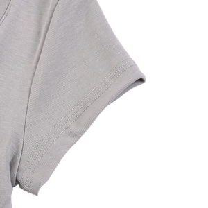 Camiseta de Manga Corta para Hombre, Cuello Redondo, Color Gris, Corte Regular, Informal, Tejido de Punto, Diseño Liso - Product Image 3
