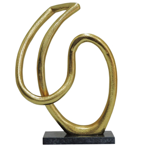 Escultura Abstracta de Aluminio con Forma de Lazo Dorado - Decoración Artística Moderna para Mesa - Product Image 1