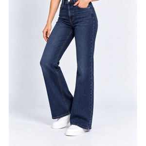 Vaqueros anchos de mezclilla RavTin International para mujer, de cintura alta, con logo y bolsillos en zigzag, para la temporada de primavera - Product Image 2