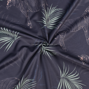 เสื้อยืดกอล์ฟคอปกคอเสื้อโปโลสำหรับผู้ชาย, เสื้อโปโลสามสีผสม100% ผ้าฝ้ายปรับแต่งโลโก้ - Product Image 6