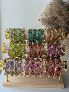 Bracelets en verre kashmiri sur mesure et emballés en gros pour femmes, bracelets en acier inoxydable dorés avec ensembles de bracelets multicolores - Product Image 2