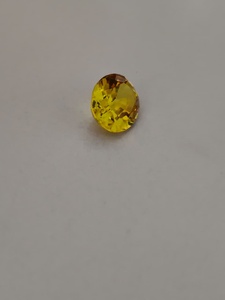 พลอยแซฟไฟร์สีเหลืองคุณภาพสูง ผลิตในห้องปฏิบัติการ รูปทรงกลม ความใสระดับบริลเลียนท์ เจียระไนแบบเหลี่ยม สำหรับทำเครื่องประดับ - Product Image 2