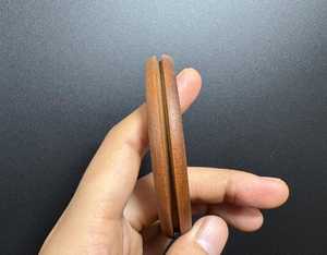 Elegante Brazalete de Madera Hecho a Mano para Mujer, Joyería de Moda, Artesanía Natural - Product Image 1