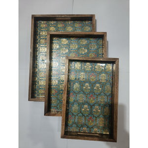 Ensemble de plateaux de service en bois de manguier faits à la main, décoratifs, avec poignées, en émail Jali Mughal, couleur Teal Gold, pour la décoration de la maison de luxe - Product Image 1