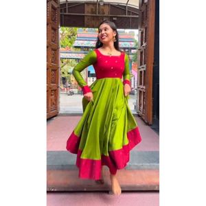 TRABAJO ESTAMPADO EN SEDA ATRACTIVA SOLO BATA VERDE LORO - Product Image 1