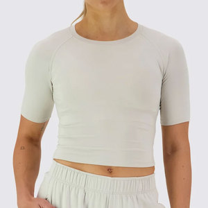 Haut de sport sans couture pour femme, coupe ajustée, anti-transpiration, compression, idéal pour la gym, l'entraînement et les activités de plein air - Product Image 1