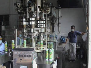 สเปรย์เคลือบเงายางรถยนต์ ผลิตภัณฑ์ดูแลรักษารถยนต์ แว็กซ์ใสสำหรับยางรถยนต์ ซิลิโคน OEM สำหรับเคลือบเงายาง - Product Image 5