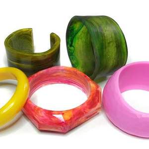 Handmade resin <b>bracelets</b> with <b>shell</b> pieces ocean theme jewelry for women beach style accessories summer fashion trends - Product Image 3