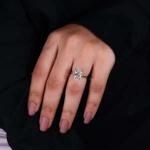 Bague de fiançailles en diamant ovale cultivé en laboratoire, or massif 14 carats, certifiée IGI, alliance solitaire simple pour mariée, cadeau 1er anniversaire - Product Image 4