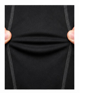 Pantalones deportivos elásticos para hombre diseñados para atletas que necesitan flexibilidad, estabilización muscular y control de la humedad - Product Image 6