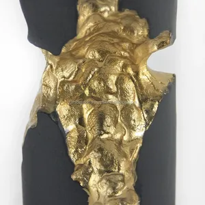 Portavelas Navideño de Metal Dorado de Lujo, Hecho a Mano, Decoración Rústica para el Hogar, Decoración Premium para Espacios de Vida - Product Image 2