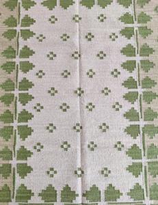 Alfombra de Lana Tejida a Mano con Patrón Geométrico de Diamantes para Sala de Estar - Product Image 3