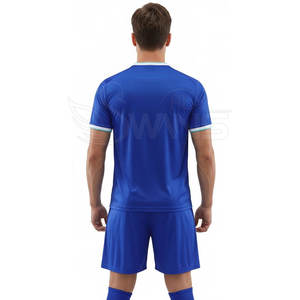 ชุดฟุตบอลผู้ชายคุณภาพสูง ผลิตจากโพลีเอสเตอร์ ระบายอากาศได้ดี ขายตรงจากโรงงาน ผลิตในประเทศปากีสถาน - Product Image 2
