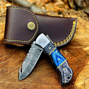 Couteau de poche en acier Damas édition limitée, manche en bois fait main, couteau pliant, cadeau unique et personnalisé - Product Image 3