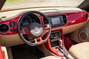VW Beetle Cabriolet SE 2019 d'occasion en bon état, pièces OEM en acier à monter soi-même - Product Image 3