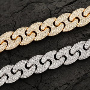 Collier chaîne cubaine pavée en or jaune 10 mm, moissanite VVS, argent sterling 925 plaqué rhodium, chaîne de luxe tendance unisexe - Product Image 6
