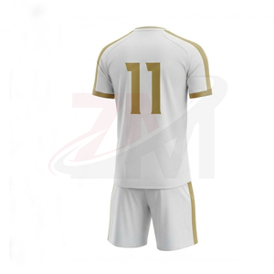 Ensemble Maillot et Short de Football Personnalisé pour Jeunes – Tenue Sportive à Séchage Rapide pour Entraînement et Tournoi – Commande en Gros - Product Image 3