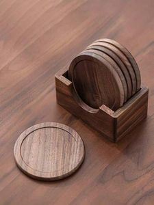 แผ่นรองแก้วไม้ทรงไม่สมมาตรแบบทันสมัย ดีไซน์วงกลม พื้นผิวกันลื่น - Product Image 3