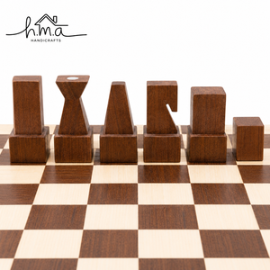 Jeu d'échecs en bois de noyer foncé avec pièces rectangulaires minimalistes, plateau de rangement carré, jeu de stratégie moderne, décoration, cadeau - Product Image 5