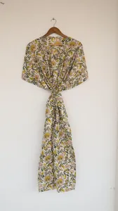 Robe longue kaftan blanche à imprimé floral jaune pour femmes, coupe ample, col en V, coton, style bohème, robe d'été - Product Image 3