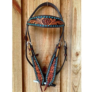 Conjunto de Cabezada y Collar de Cuero Vacuno Hecho a Medida con Diseño Artesanal para Aplicaciones Ecuestres de Exportación India - Product Image 1