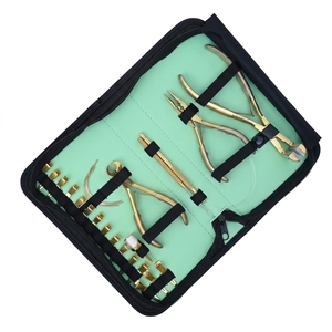 Kit d'outils professionnels pour extensions capillaires en gros : Pince à sertir micro-perles, Outil pour anneaux nano, Outil de séparation des mèches, Dissolvant de liens à la kératine - Product Image 1