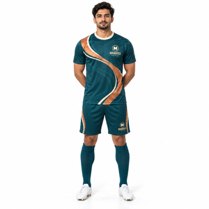 Maillot de football personnalisé sublimé pour hommes et adultes, col rond, manches courtes, couleur dégradée, respirant, polyester, évacuation de l'humidité - Product Image 3