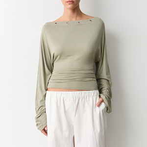 Top corto de verano para mujer de alta calidad, transpirable, de jersey, ajustado, con ojales, acanalado, de color liso, con hombros caídos y manga murciélago. - Product Image 1