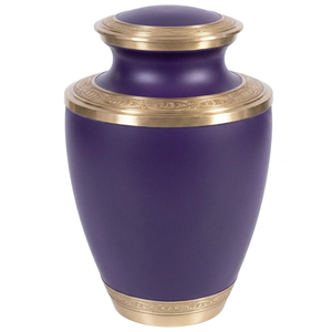 Urnas funerarias de latón de alta calidad y acabado verde para adultos, con hermosa banda grabada en oro, urnas conmemorativas. - Product Image 3