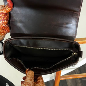 Nuevo Bolso de Hombro de Cuero Floral Grabado a Mano OEM ODM 2026 para Mujer, de Piel de Vacuno con Pelo, Bolso de Mano Occidental de Cuero Genuino - Product Image 6