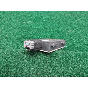 โมดูลควบคุมระบบแจ้งเตือนจุดบอด (BLIS) รุ่น S60 มือสอง OEM 31429893 - Product Image 3