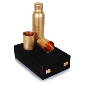Ensemble de bouteilles d'eau en cuivre pur faites à la main avec 2 verres, imprimés, vaisselle ayurvédique, coffret cadeau de luxe en velours, bouteille d'eau - Product Image 1