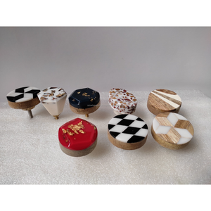 Poignées contemporaines en résine et bois pour meubles de cuisine, chambre, extérieur, commodes, armoires, tiroirs – Motifs géométriques artistiques - Product Image 5