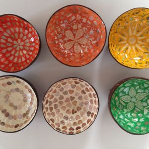 Meilleures ventes 2026 Bol en coque de noix de coco laqué Blue Lotus Aaron, fait main au Vietnam, écologique et durable pour le rangement de bijoux - Product Image 2