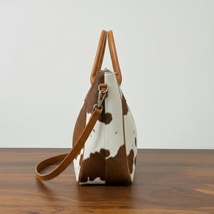 Sac fourre-tout en cuir véritable à poils pour femme, style vintage, personnalisable (couleur et logo), prêt à la vente, exportation directe du fournisseur - Product Image 4